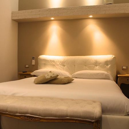 Roman Royal Rooms Luaran gambar