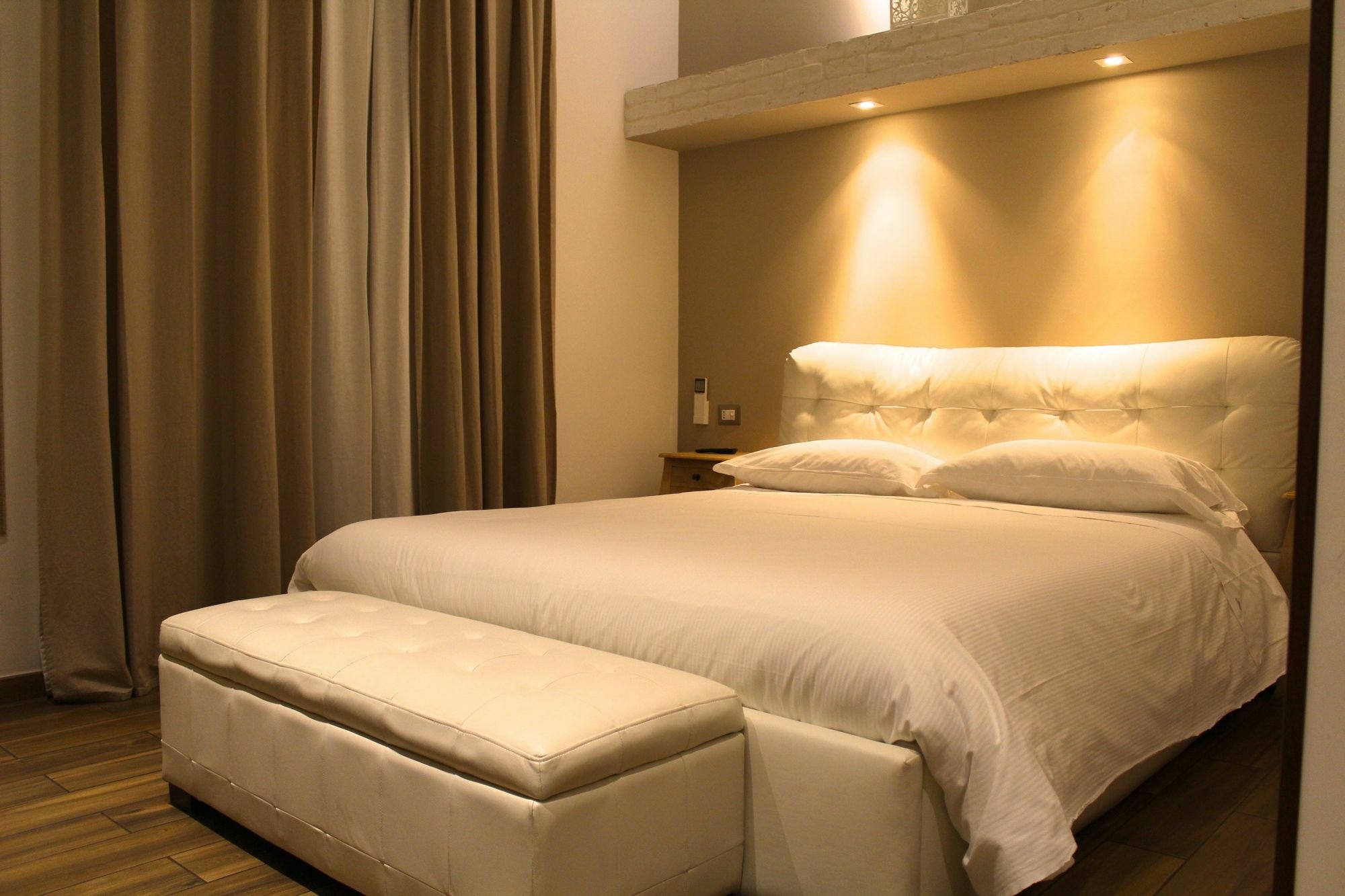 Roman Royal Rooms Luaran gambar