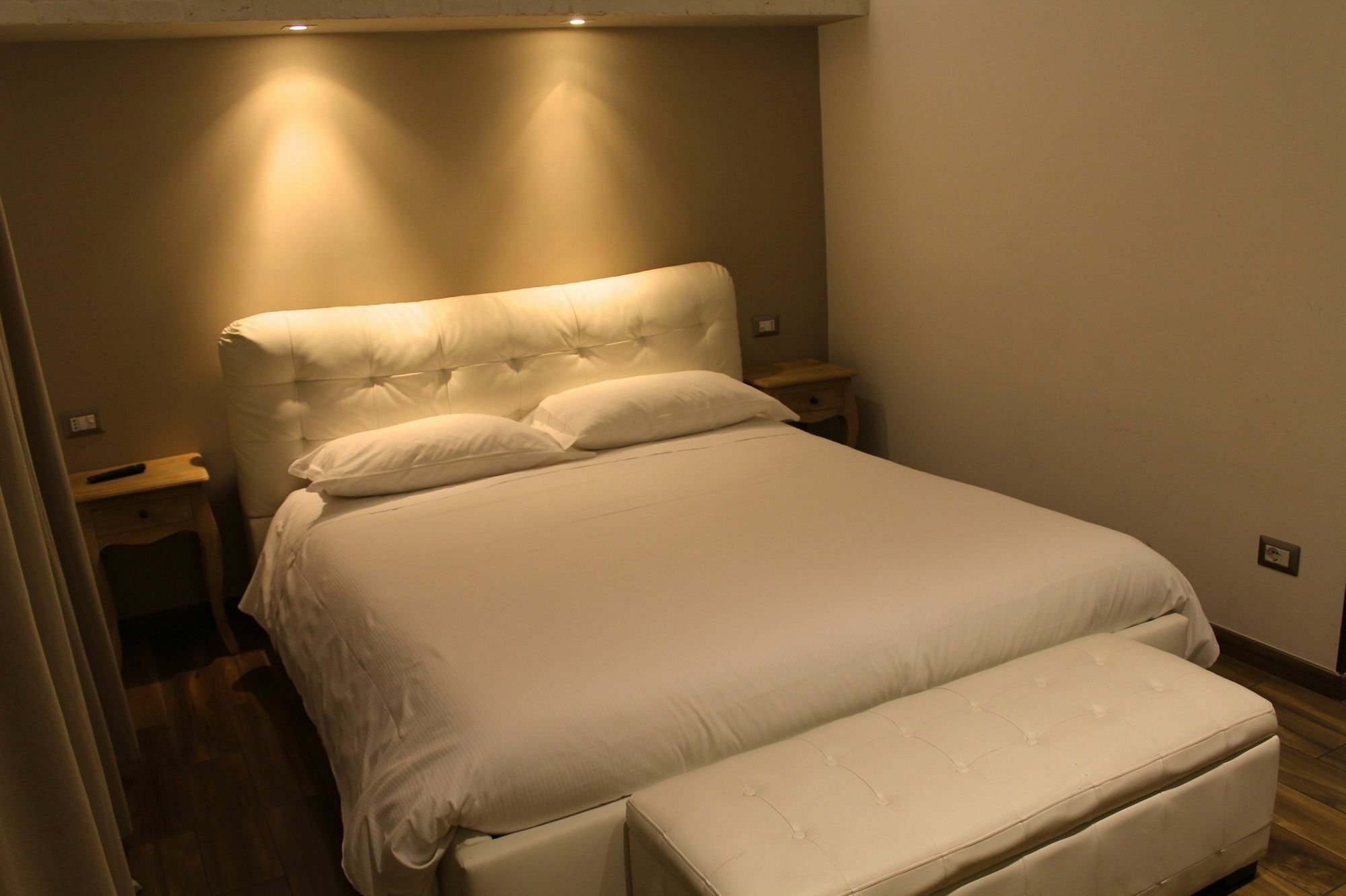 Roman Royal Rooms Luaran gambar